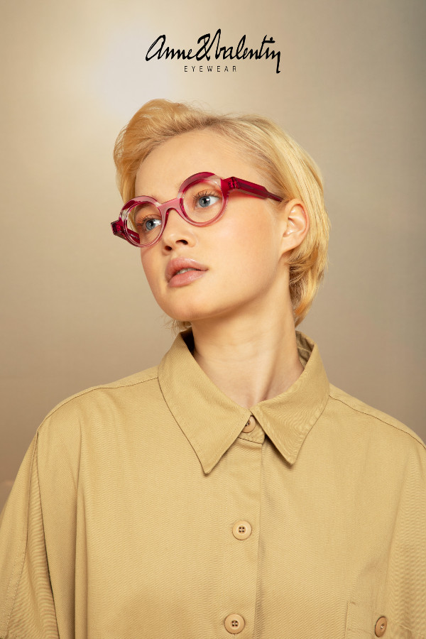 Venez essayer les lunettes de vue pour femmes imaginées par le lunetier Anne & Valentin